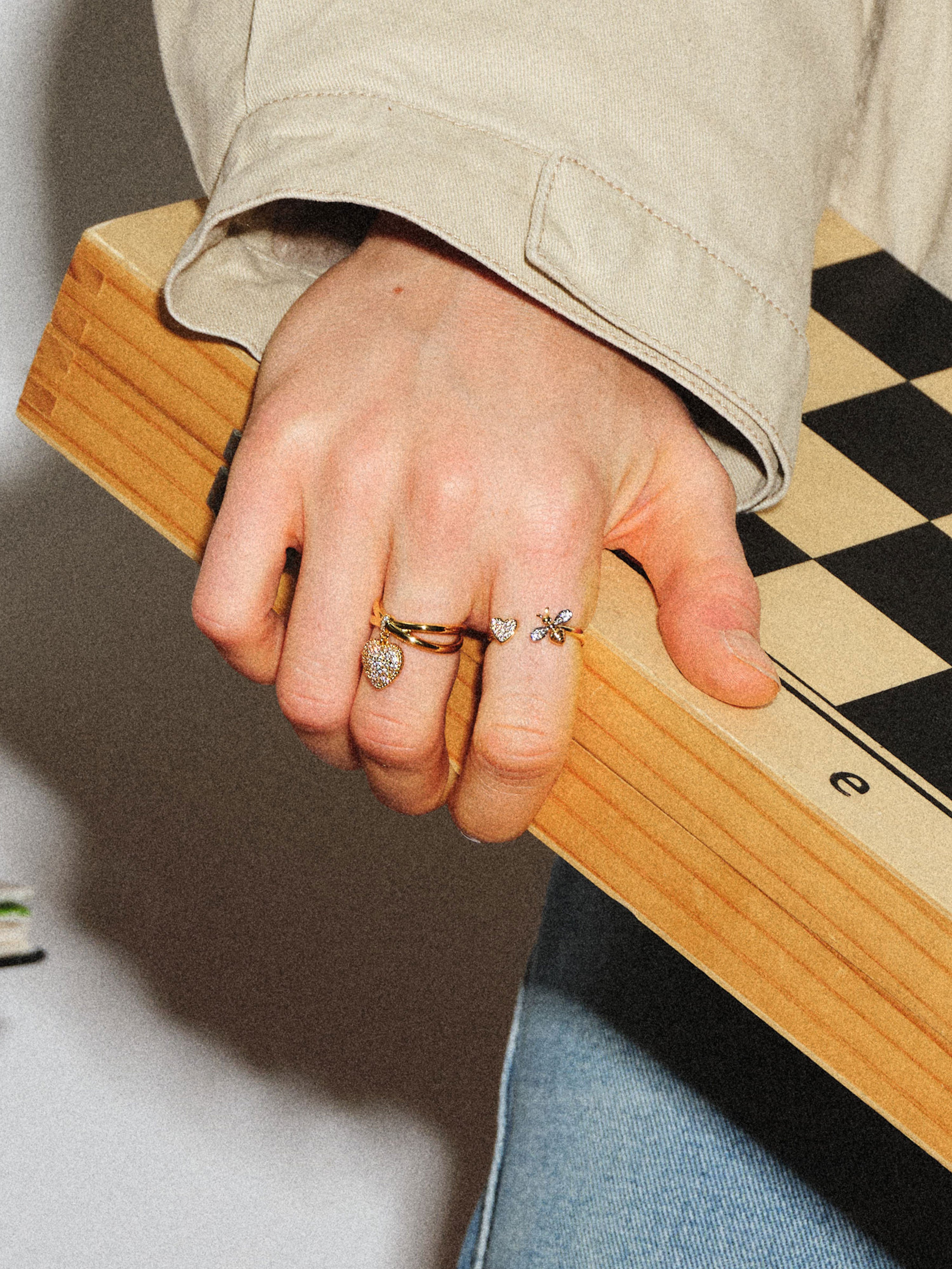 Sweet Heist Bee Open Ring