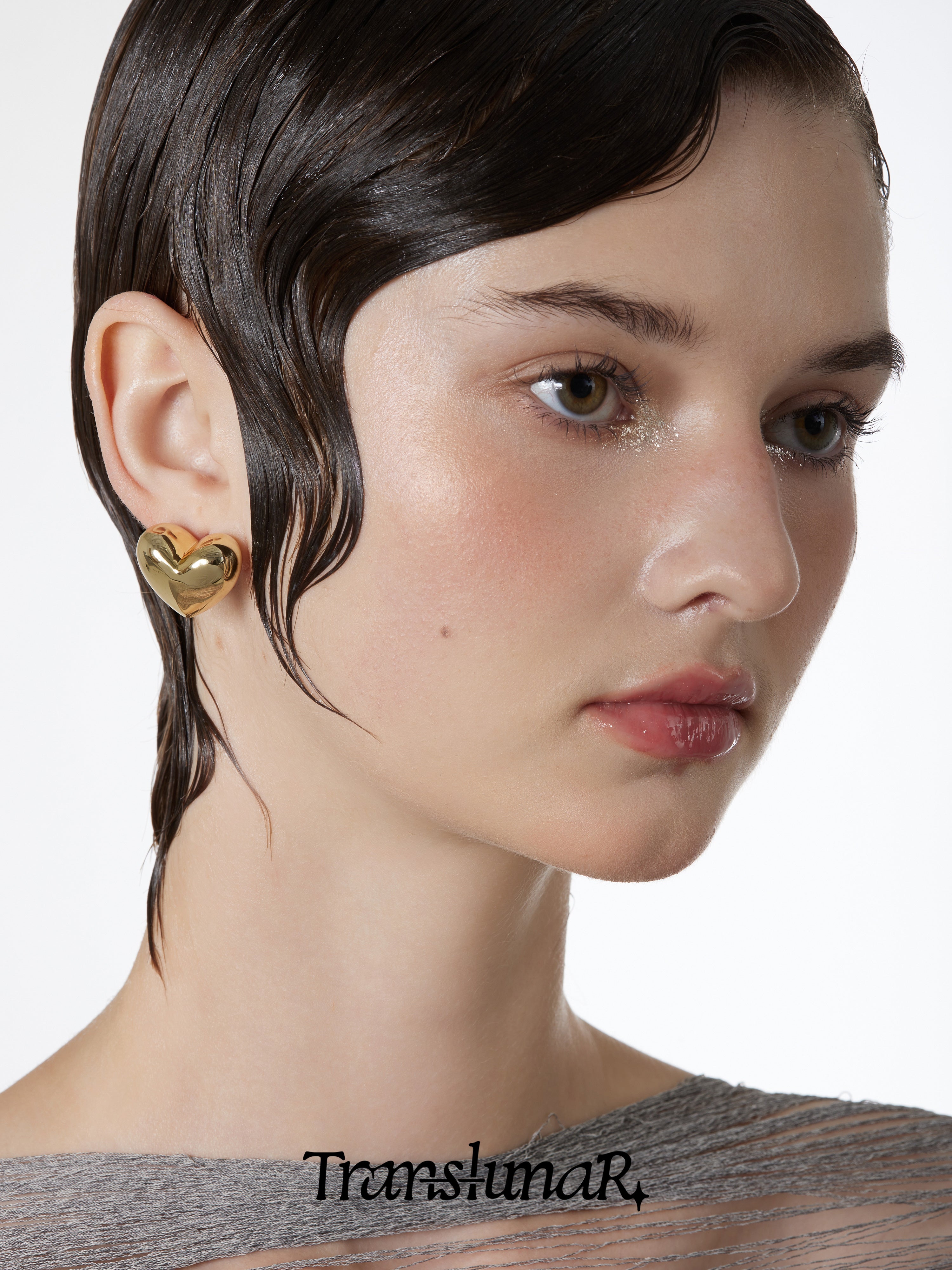 Diana Sculpted Heart Earrings