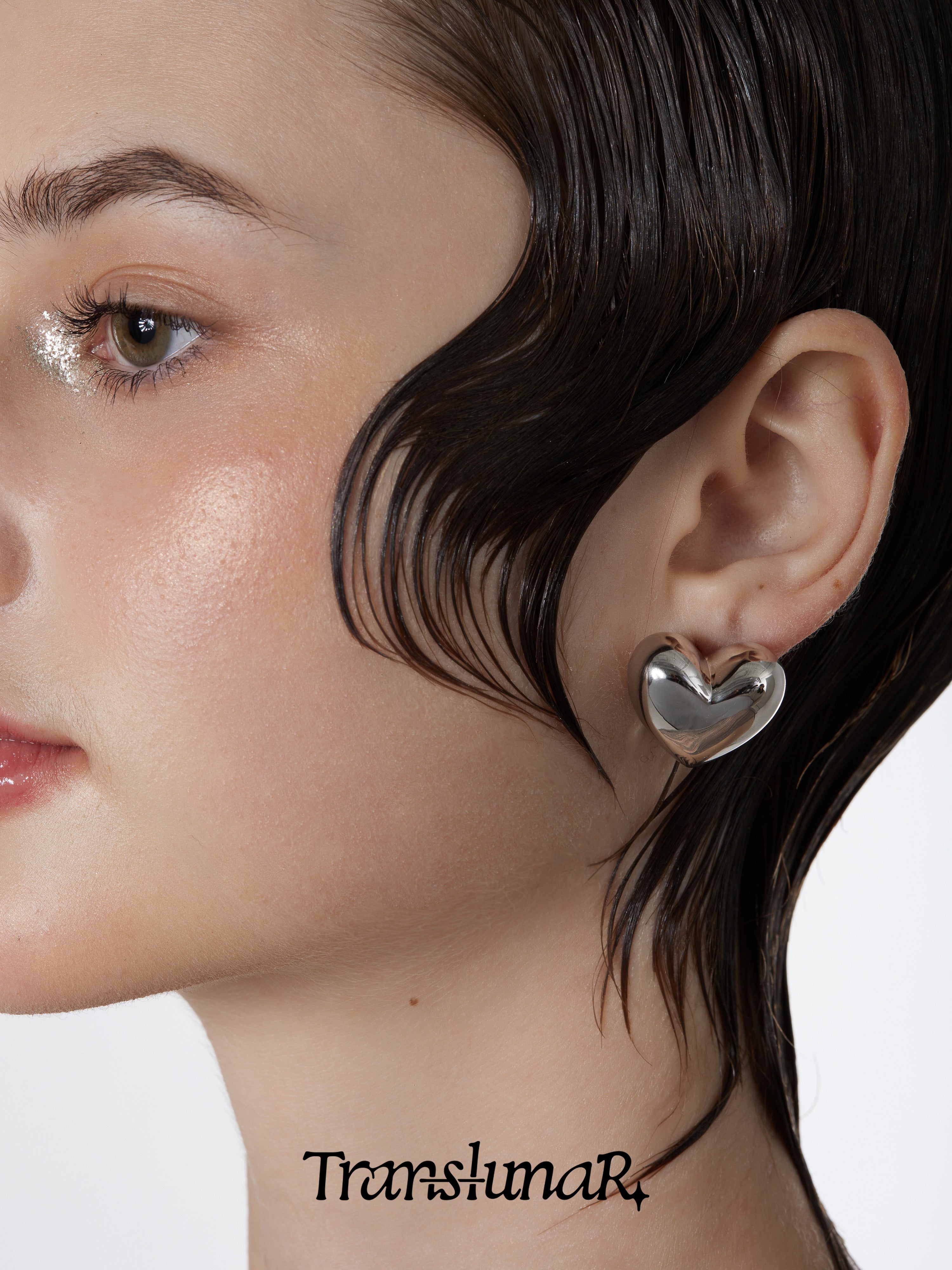 Diana Sculpted Heart Earrings