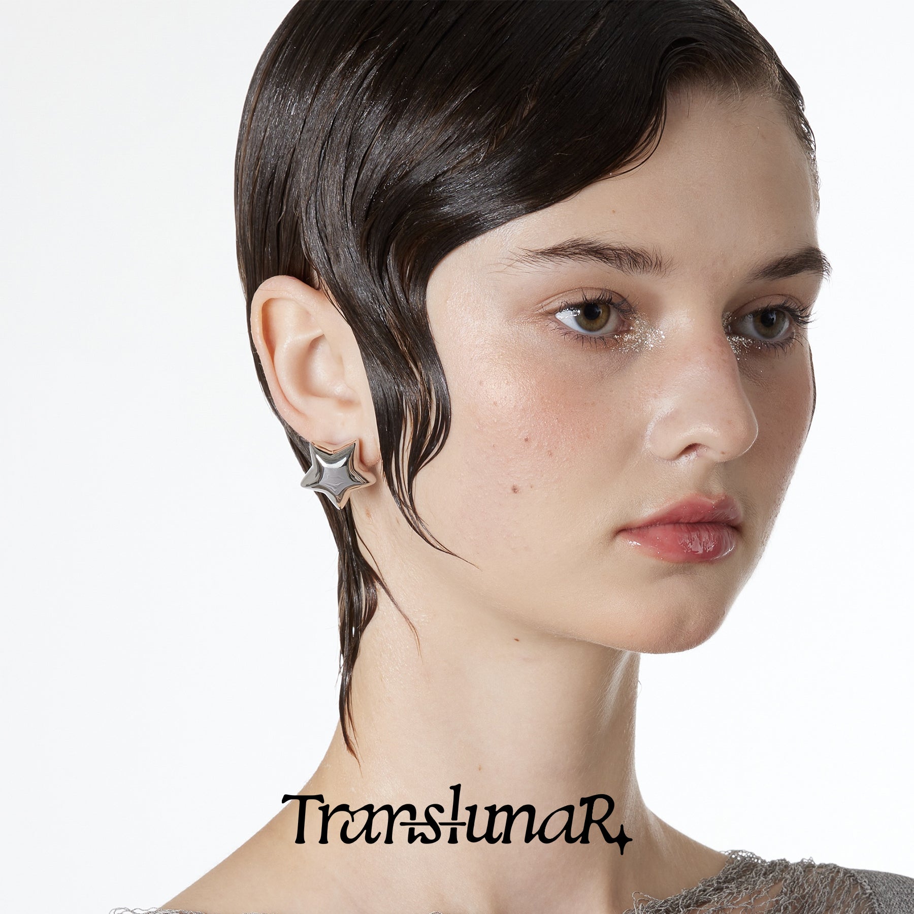 Diana Star Motion Earrings